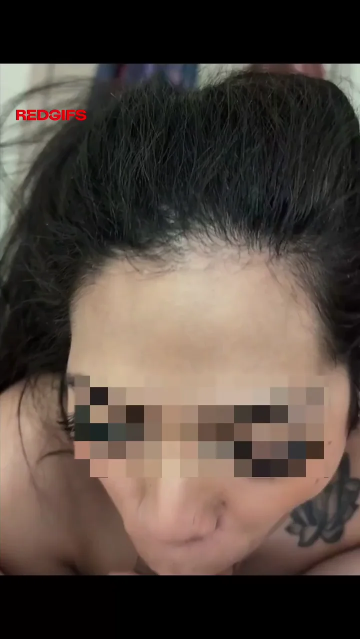 This slutty latina loves giving head