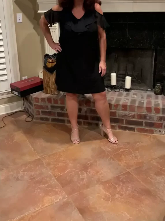 Got drunk at work Christmas party!! Left panties in Uber!! Stripped for hubby by fireplace!! Then incredible sex!! ????[F55]