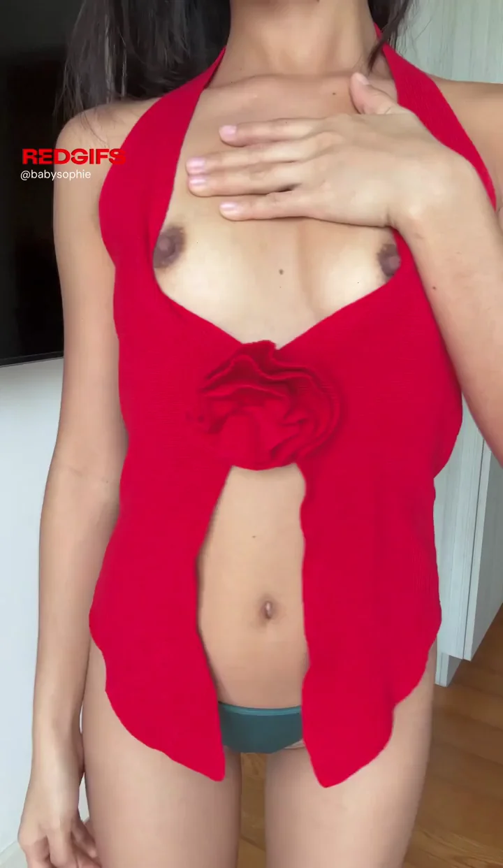 Oopsie! Snuck This Tit Tease to My Hot Next Door Neighbor 😈🍒