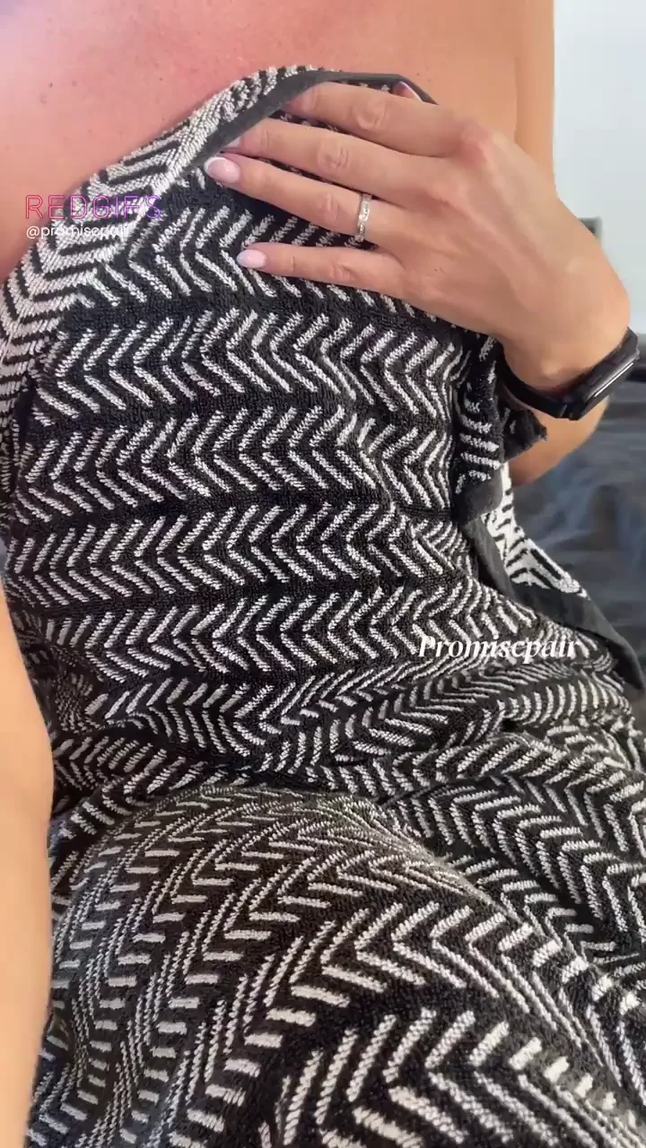 Fresh little boobies out the shower