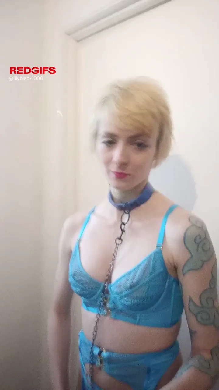 Collared Brit Slut Begs: Own My Throbbing Curves