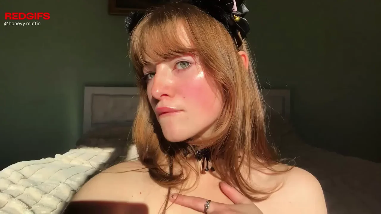 submissive girl at ur service