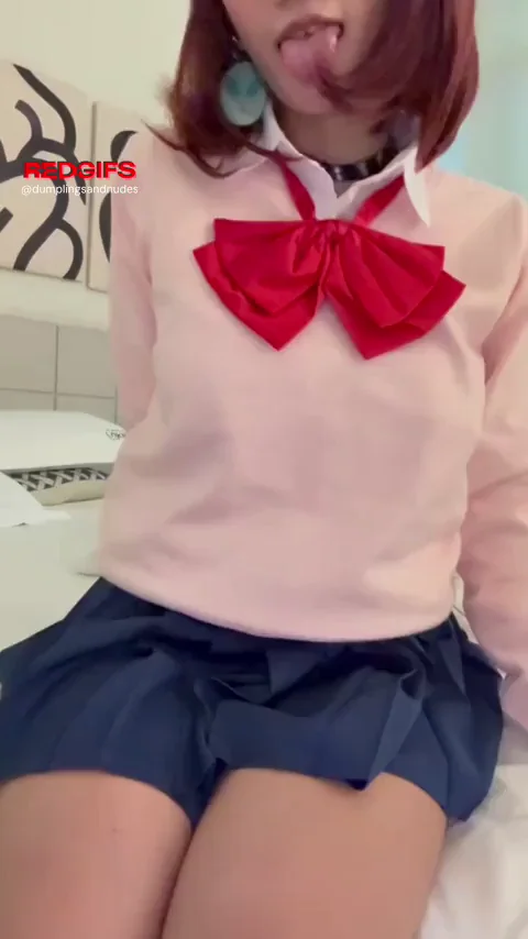 Momo got some titties