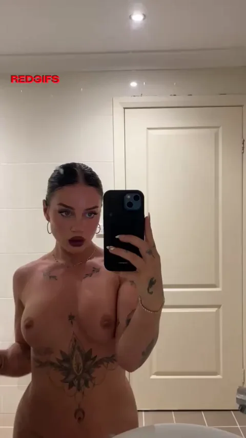 Goth Slut Begs Real Man to Use Her 😈🍑