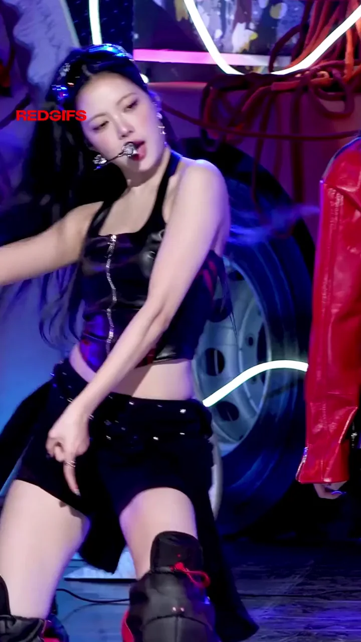 LE SSERAFIM - Eunchae