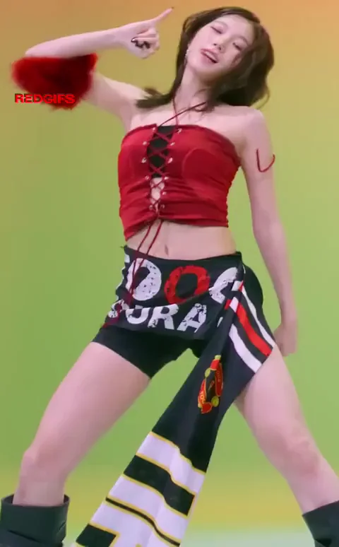 Kazuha - LE SSERAFIM