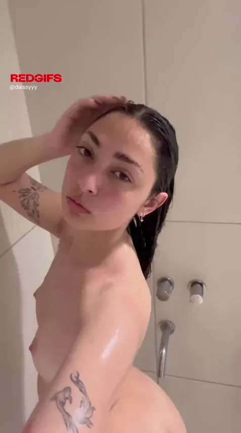 Are you looking at my eyes or my tits first F18