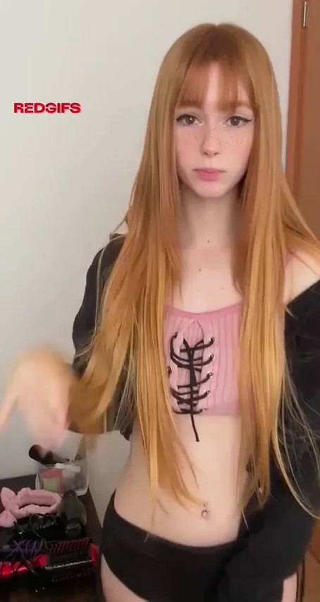 Just a cute turn around F18