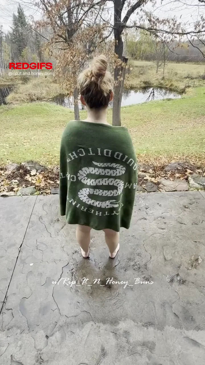 Slytherin Slut Wife's Juicy Ass Tease 🍑🧙‍♀️🔥