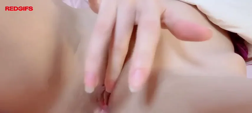 If i'm your roommate and i play with my pussy all the time, what wld  you do?