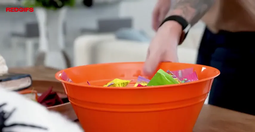 Trick or treat! Nurse cosplay leads to cumshot