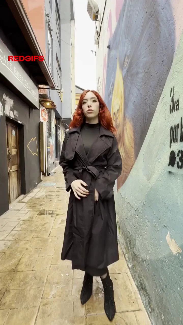 Good girls flash in public