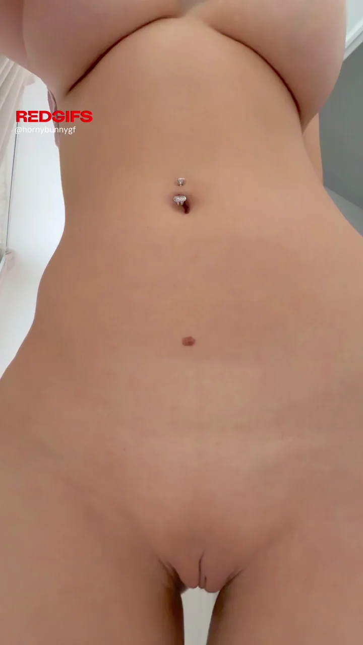 My sexy belly suits the sparkle of this diamond