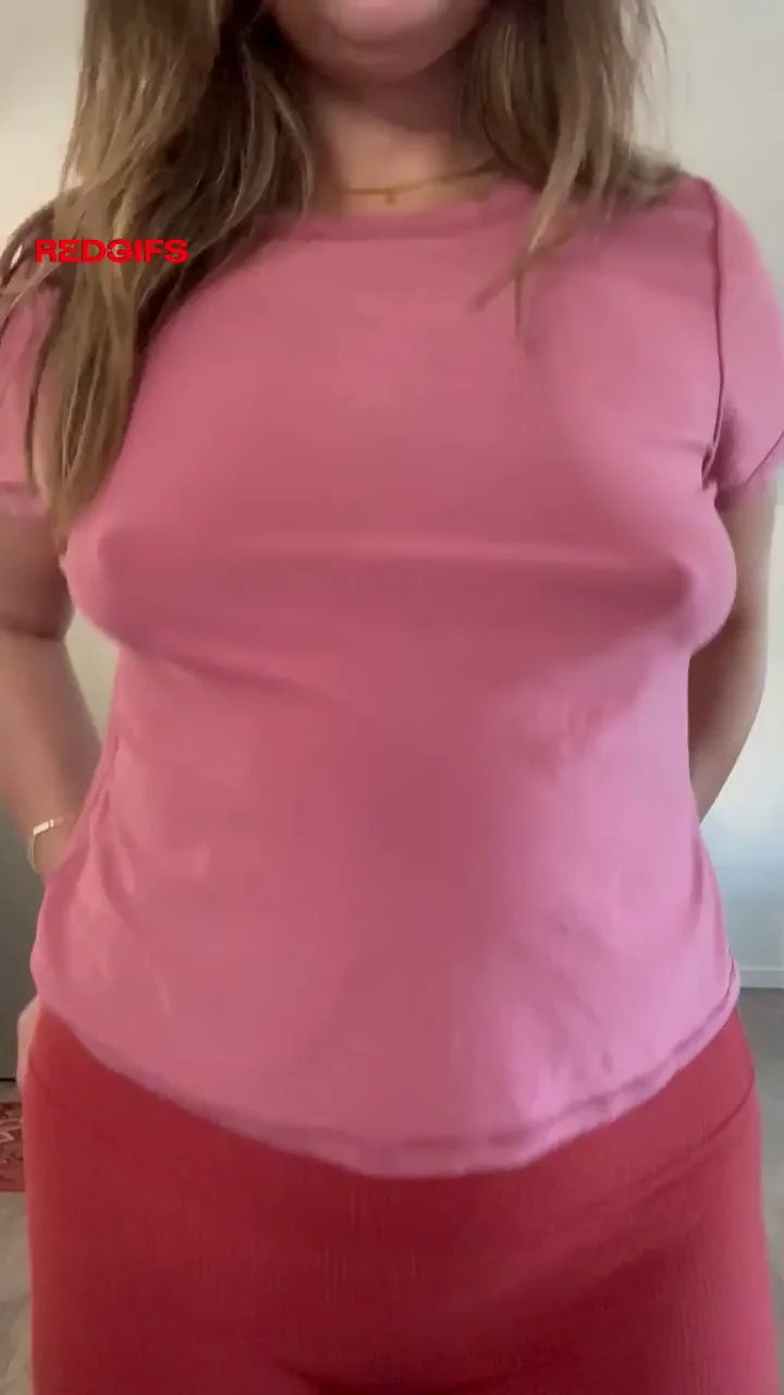Big thick pokie bounce