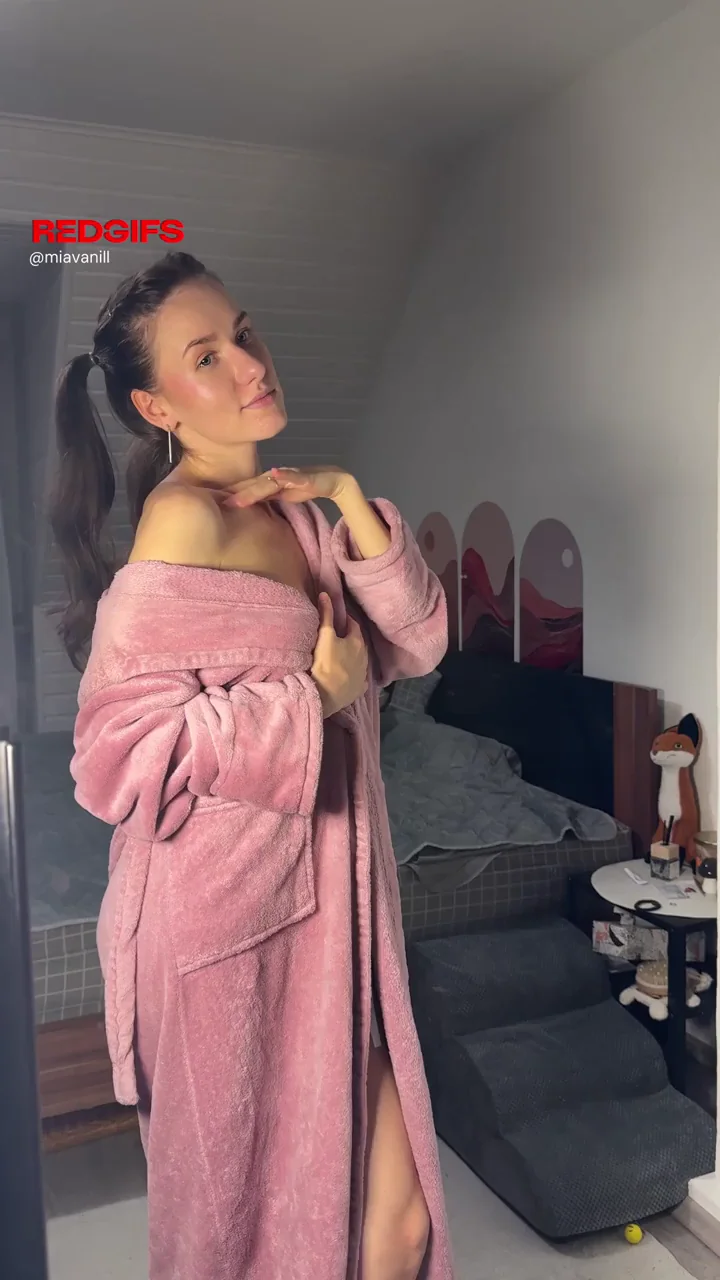 Nude or Nah