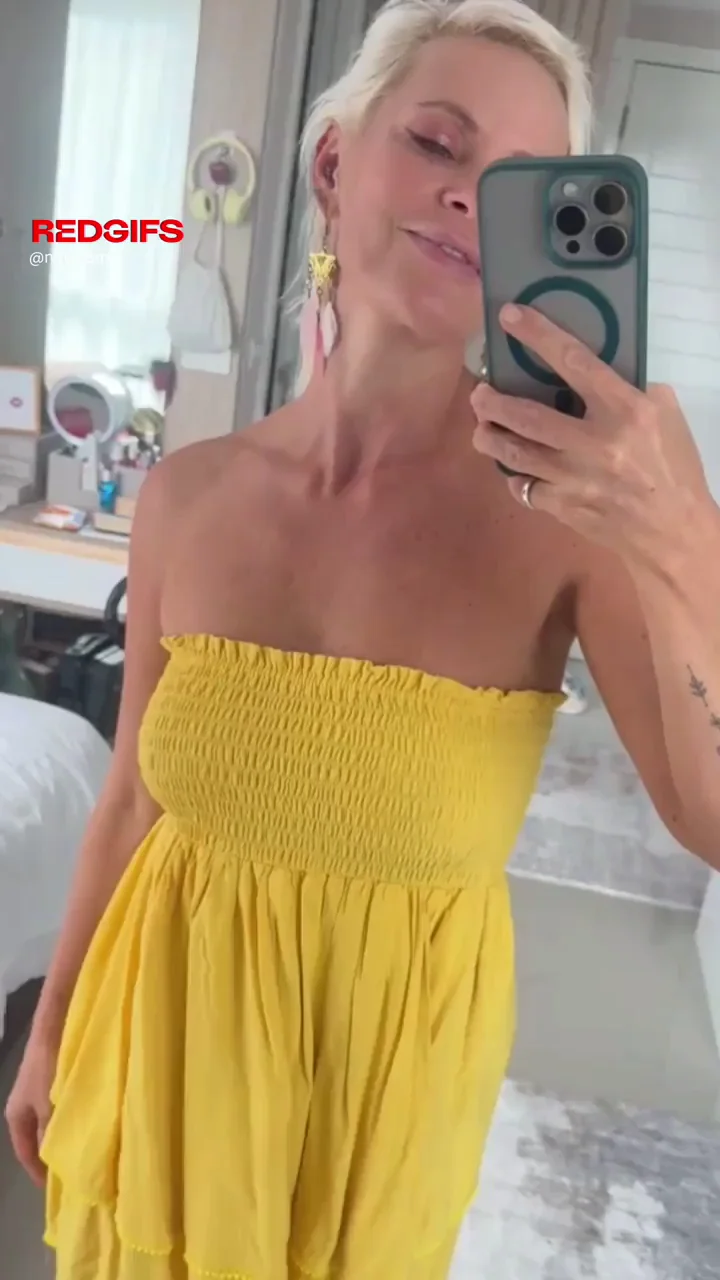 Blonde MILF's Saggy Natural Tits Tease in Yellow Dress 😍🍋