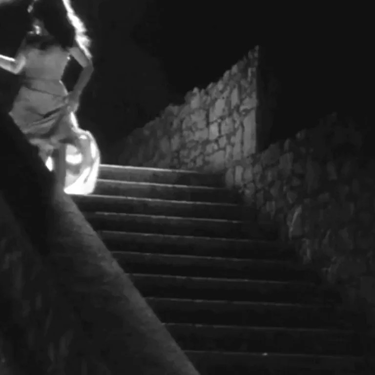 Graziella Granata's bouncing plots in "Slaughter of the Vampires" (1962)