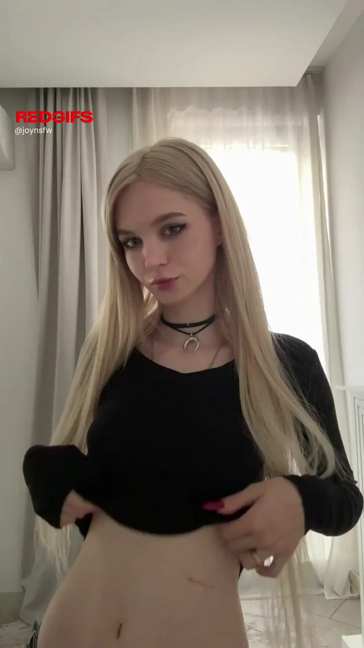 alt girl reveal