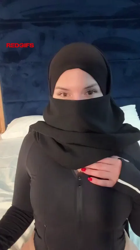 Juicy reveal big tits