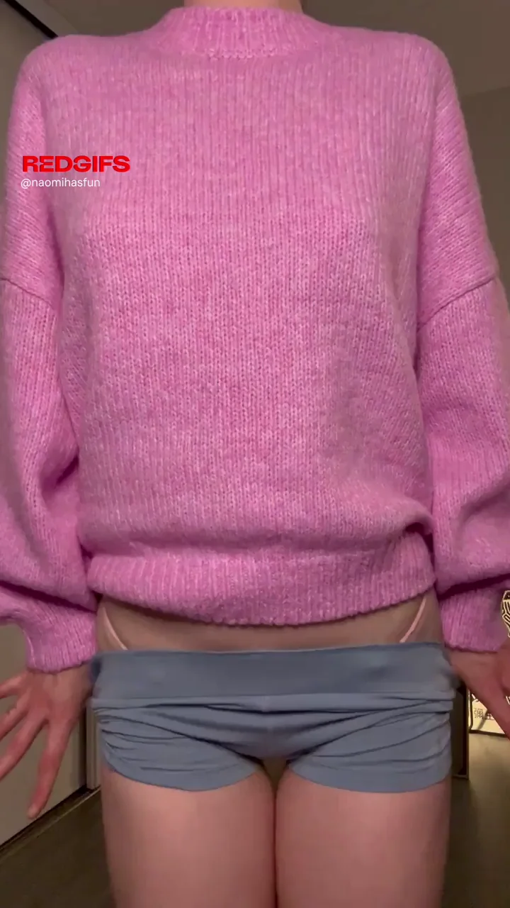 Pink panties and a cute bush