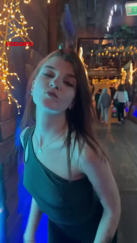 do you find tiny girls like me hot?