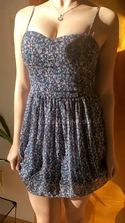 Hide & Tease: Busty Babe's Slutty Dress Slip 'n' Squeeze