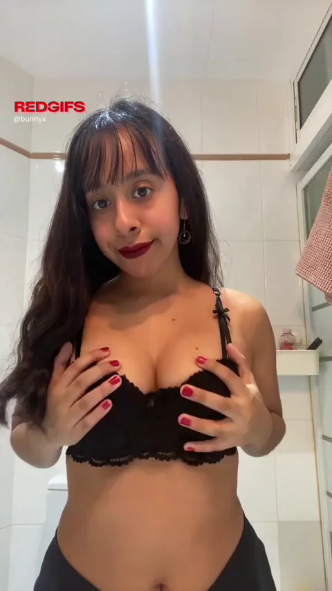 Am I hot? F19