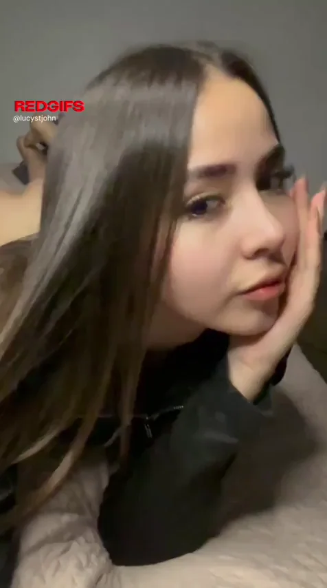 Am I Hot? 18F