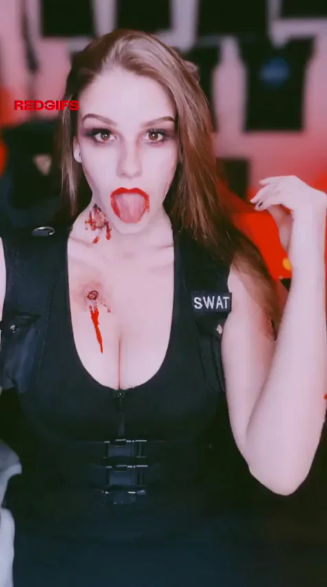 🔥 German Streamer Slut Teases Gooners with Bloody Halloween Deepthroat Vibes! Ready for BBC? 😈💦