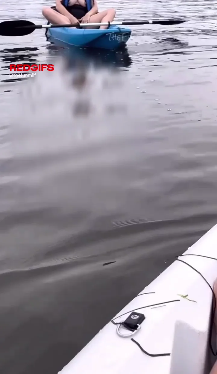 Hotwife Fingers Her Wet Pussy on Kayak Ride