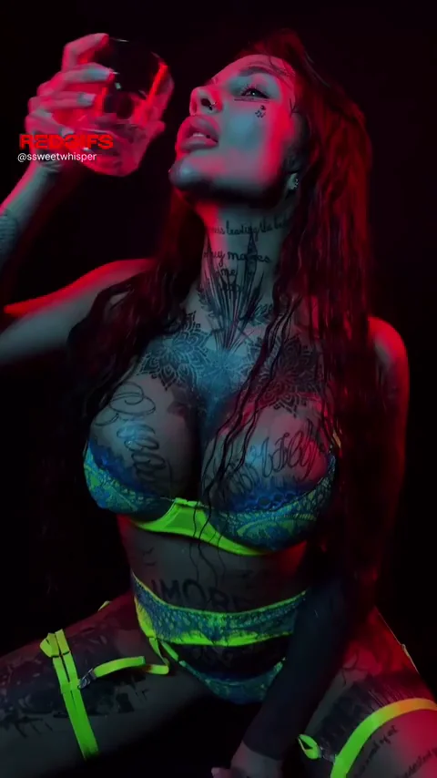 I moan like a hymn turned filthy