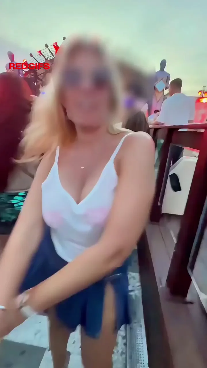 Topless Party Slut Goes Wild 😈🍑