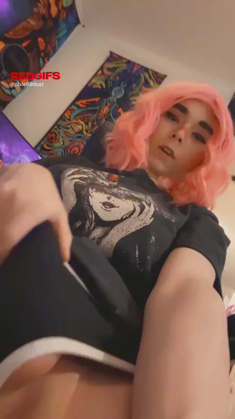 I heard u accept dick pics from a trans