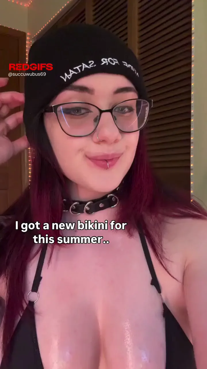 I need a guy who loves thicc girls with big tits