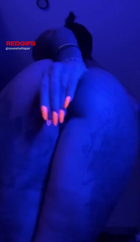 Every tattoo hides a moan I couldn’t swallow