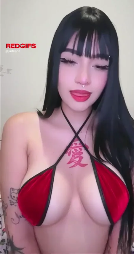 do u wanna be in between these babe?