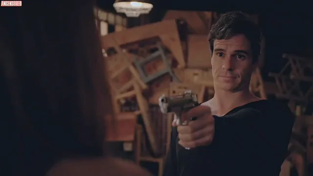 🔥 Davy Rivero Guns & Passionate Kisses in Sr. Ávila 💋🔫