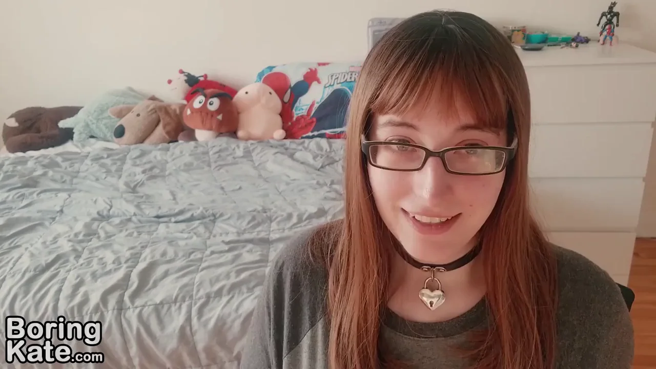 Hi again, babes!!!! Do you like girls with dicks?!!!!