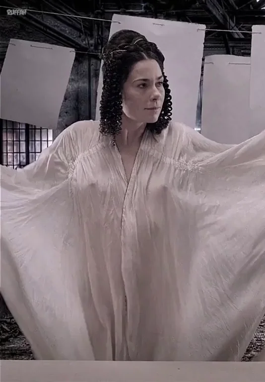 Halina Reijn's Teasing Sheer Gown Reveal 😈👗💦