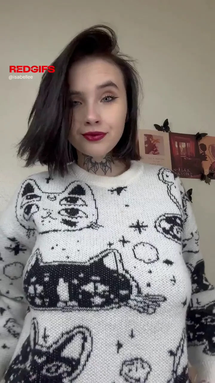 Alt Babe Unveils Her Massive Natural Saggy Jugs in Cozy Cat Sweater Tease