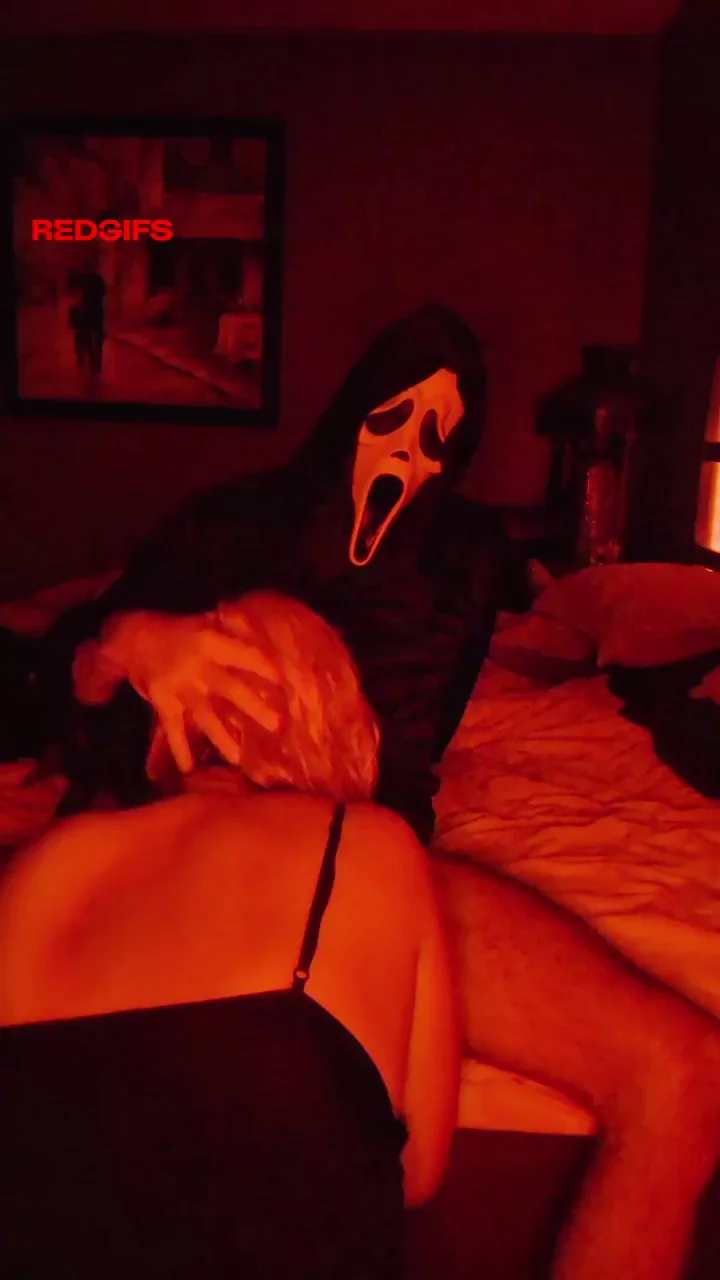 Fun couples cosplay idea
