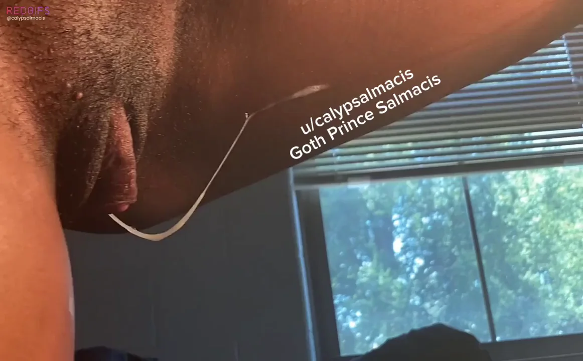 Creaming That Ebony FTM Clit Hard 😍💦