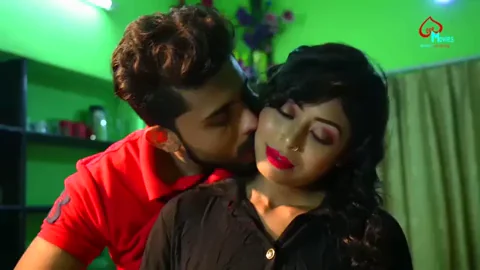 🔥 Riya Roy Blackmailed & Kissed Hard in S01E01 😈🍌