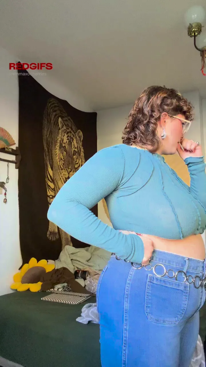 Who wants some tiddy fuck?