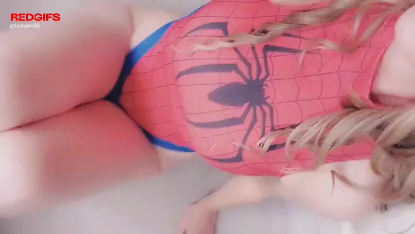 My spidey senses tell me your dick is twitching 🎃🕸