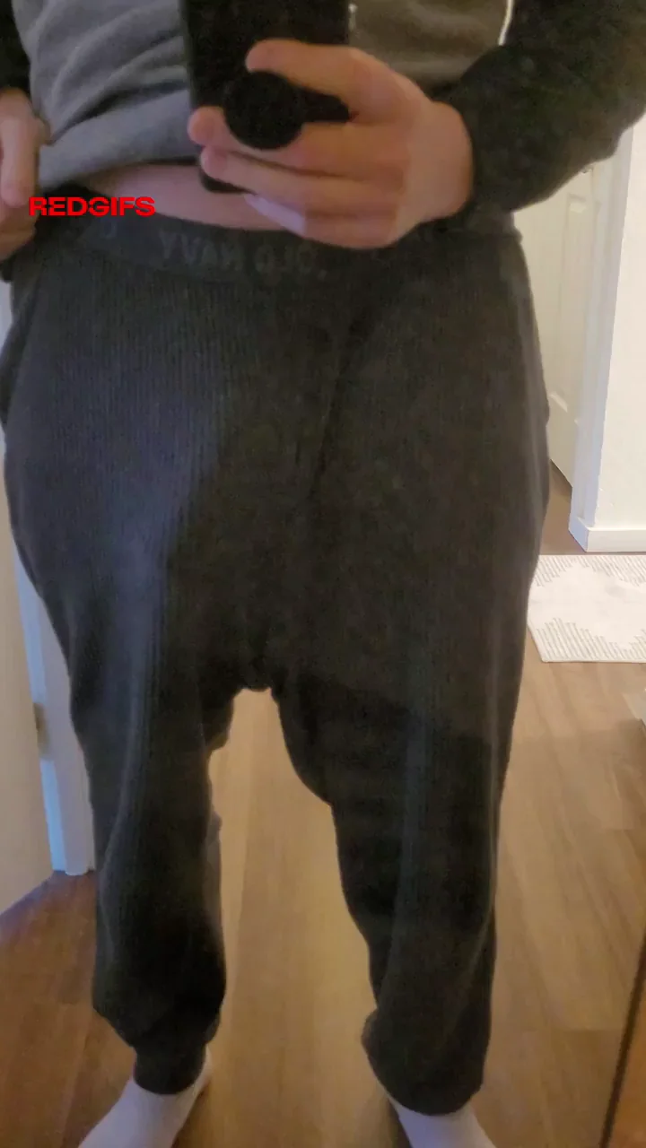 🔥 32yo Stud's Massive BWC Mirror Cock Reveal 😈🍆