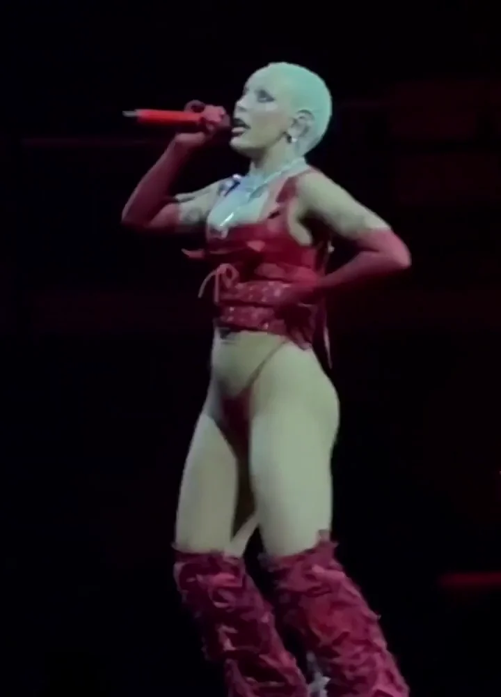 Doja Cat 🍑