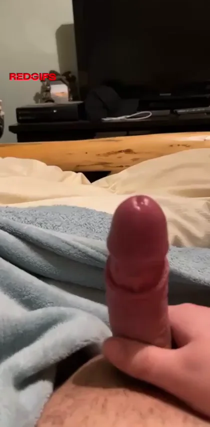 24yo Redditor's Ruined Cumshot 😈💦