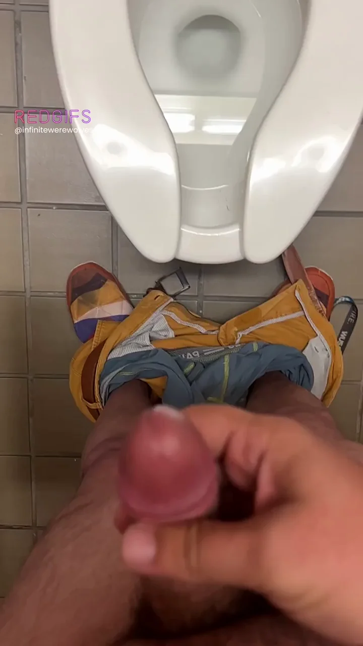 Cumming at work [m]