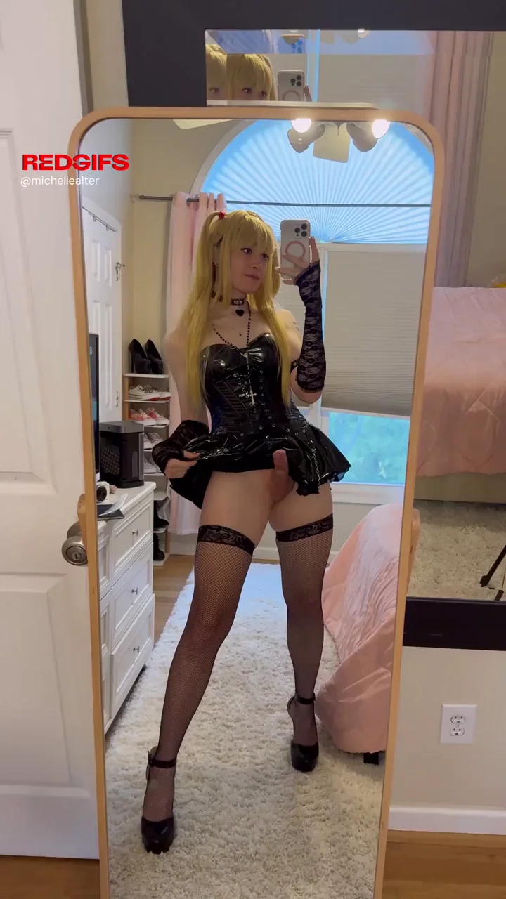 Cosplay Dickgirl Teases Her Thick Girlcock 🍆👗